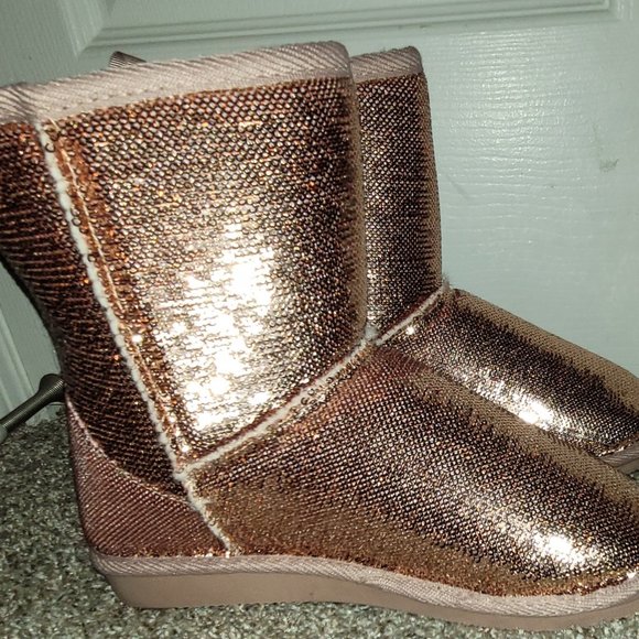 Torrid rose gold boots - Picture 3 of 3